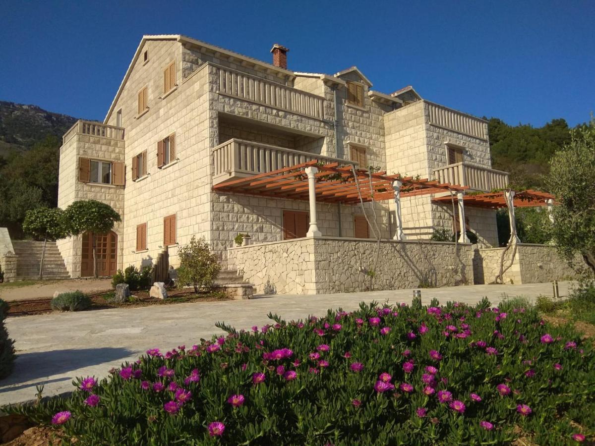 בול Apartments Podbarje מראה חיצוני תמונה