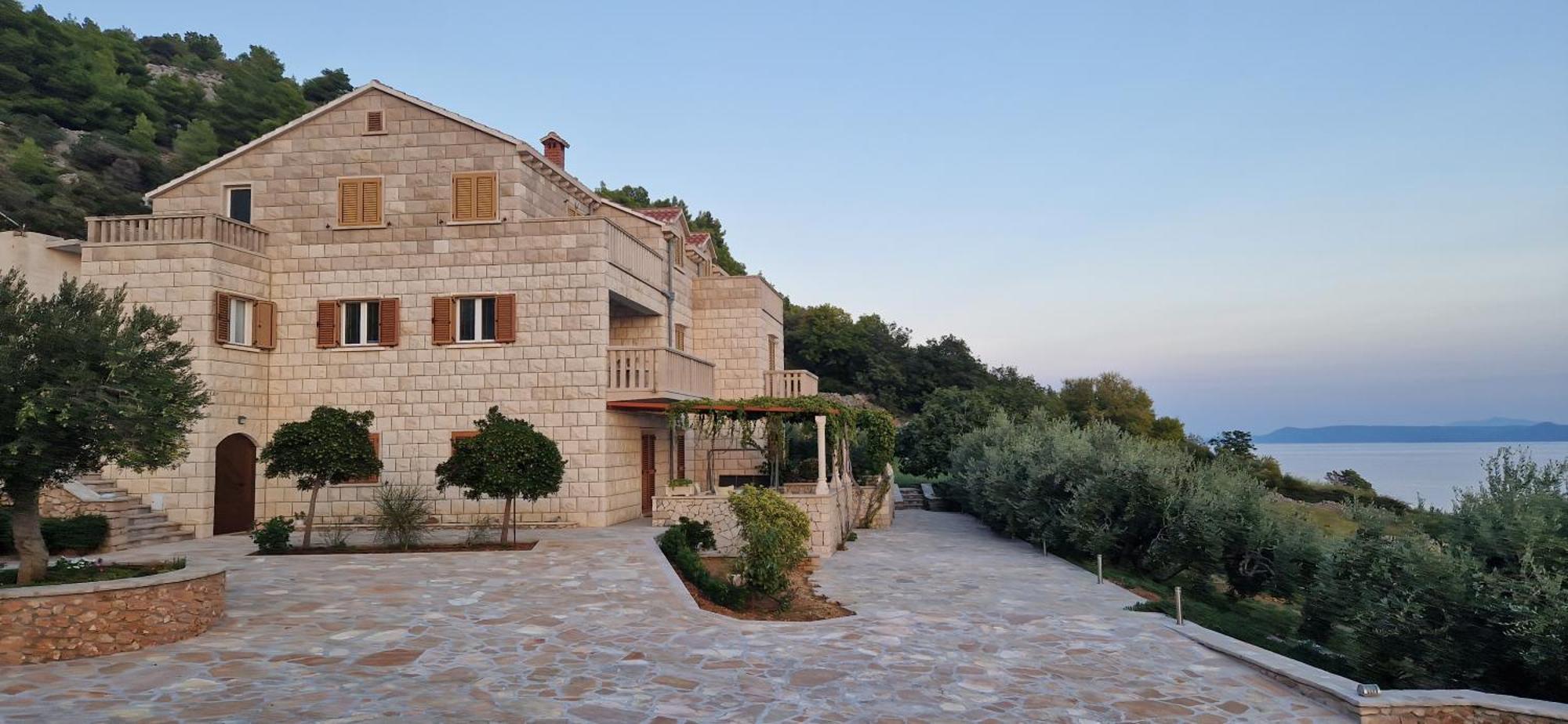 בול Apartments Podbarje מראה חיצוני תמונה